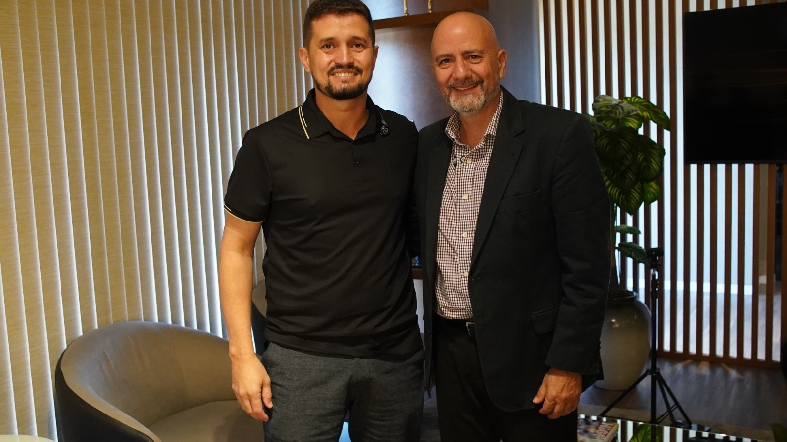 De Motoboy a Destaque no Setor Automotivo: A Jornada de Sucesso e superação  de Erivaldo Soares da Silva.