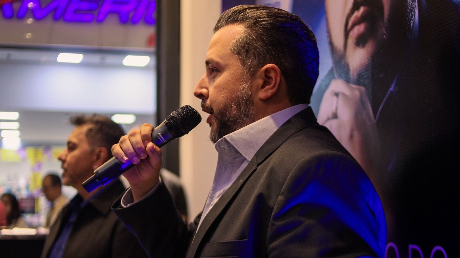 João Cleto lança "Liderança na Prática" e compartilha a experiência que transformou sua trajetória profissional